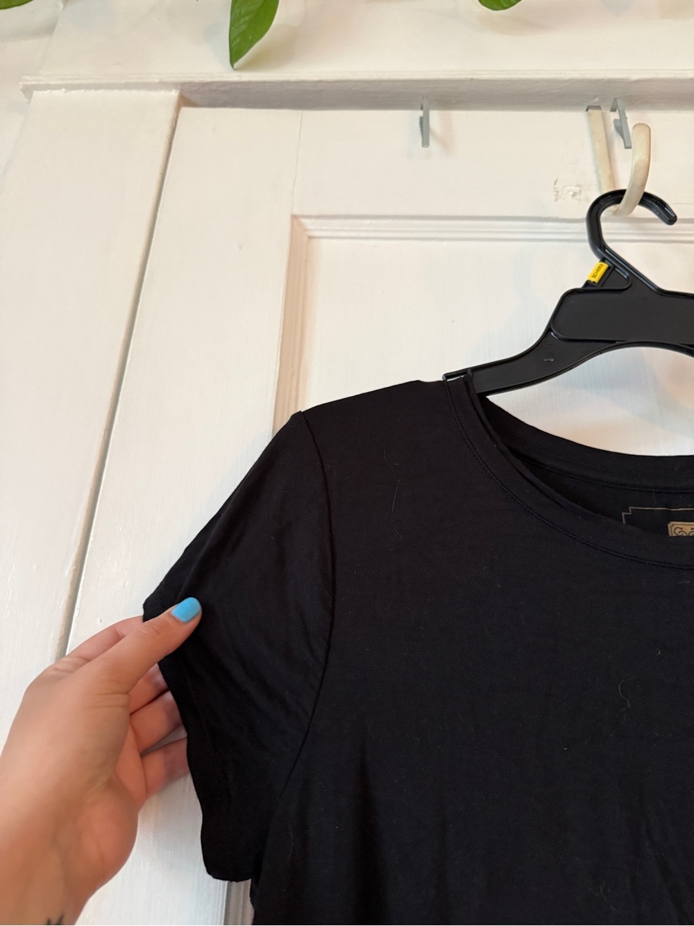 Cable & Gauge Black Short Sleeve Scoop Hem Tee size M - Picture 3 of 7